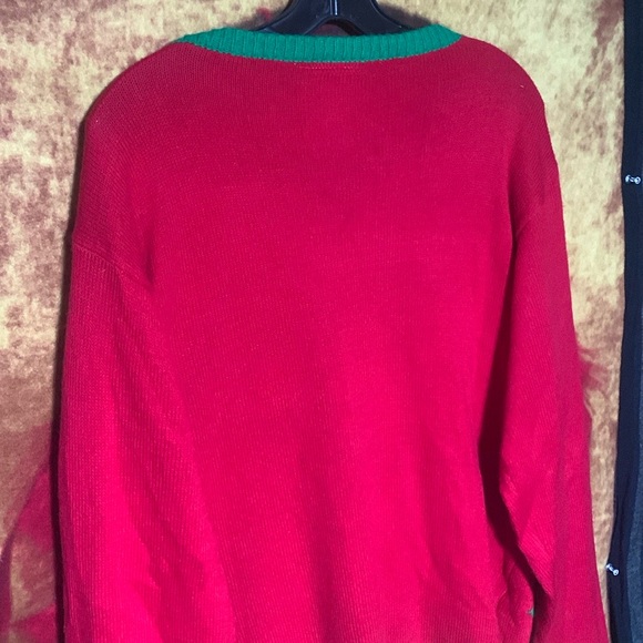 FORUM NOVELTIES INC.-men’s red long sleeve crewneck ‘ALL WRAPED UP SWEATER’ - Picture 9 of 10